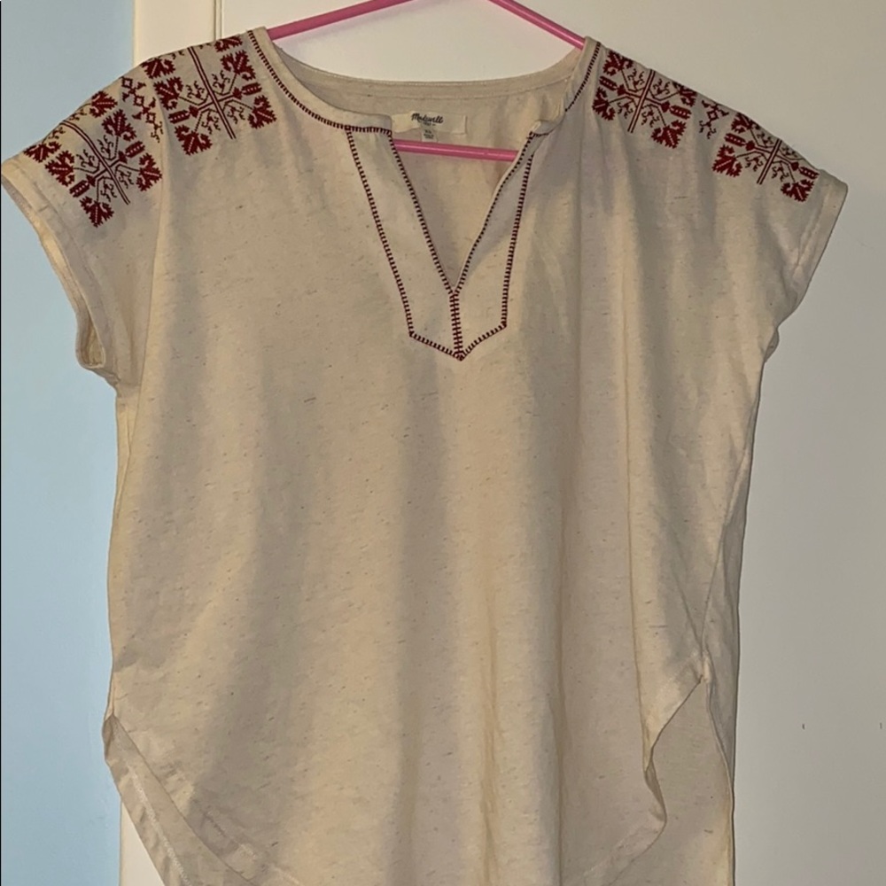 Beautiful embroidered creme casual tshirt
